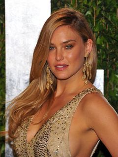 Bar Refaeli